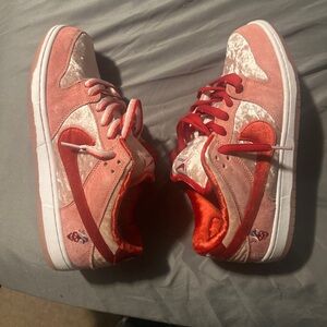 Strangelove sb dunk low